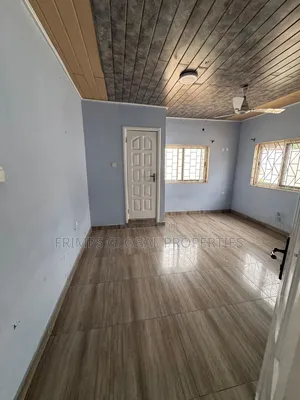 4bdrm House in Accra Metropolitan for sale