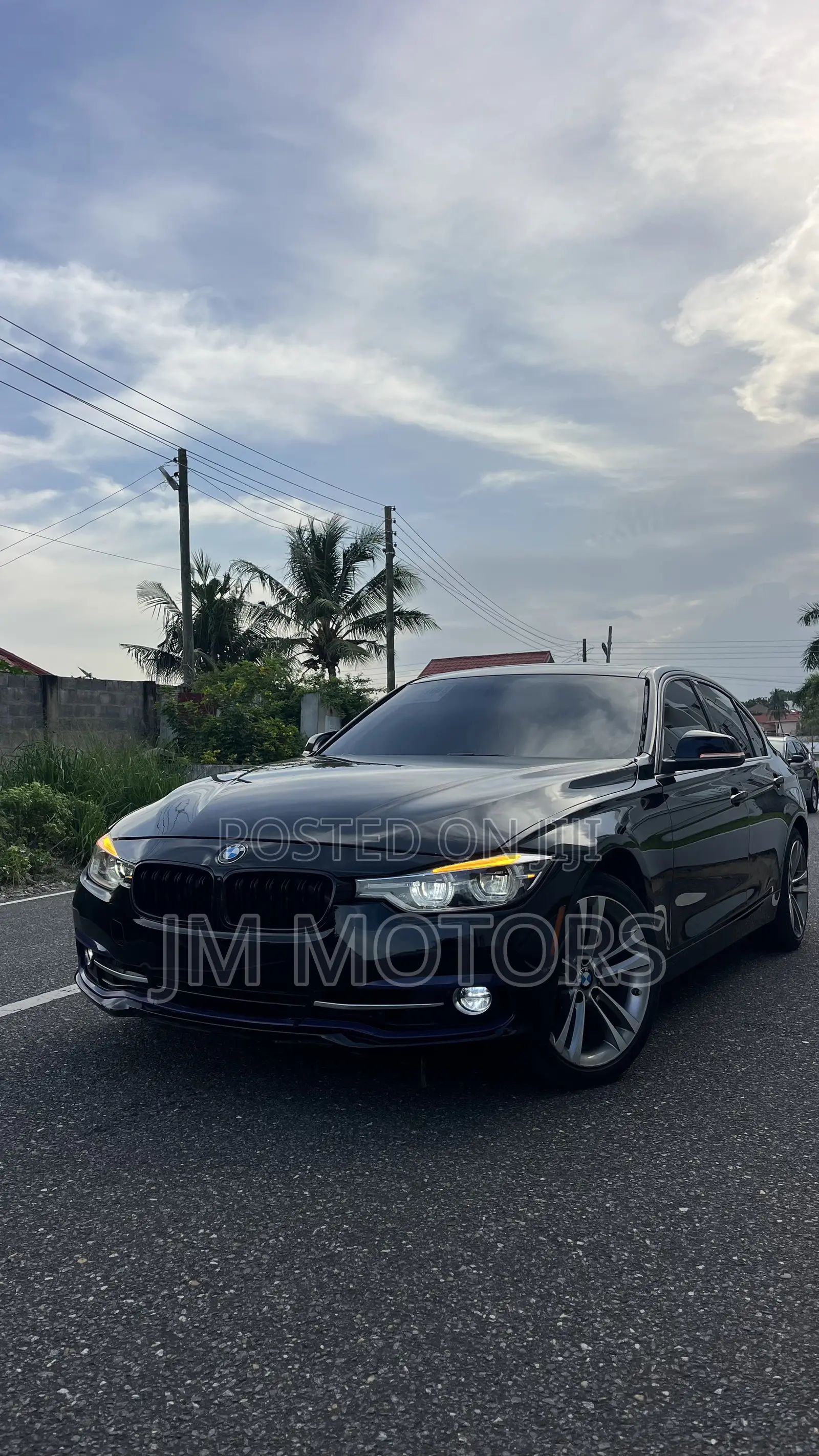 BMW 330i 2018 Black
