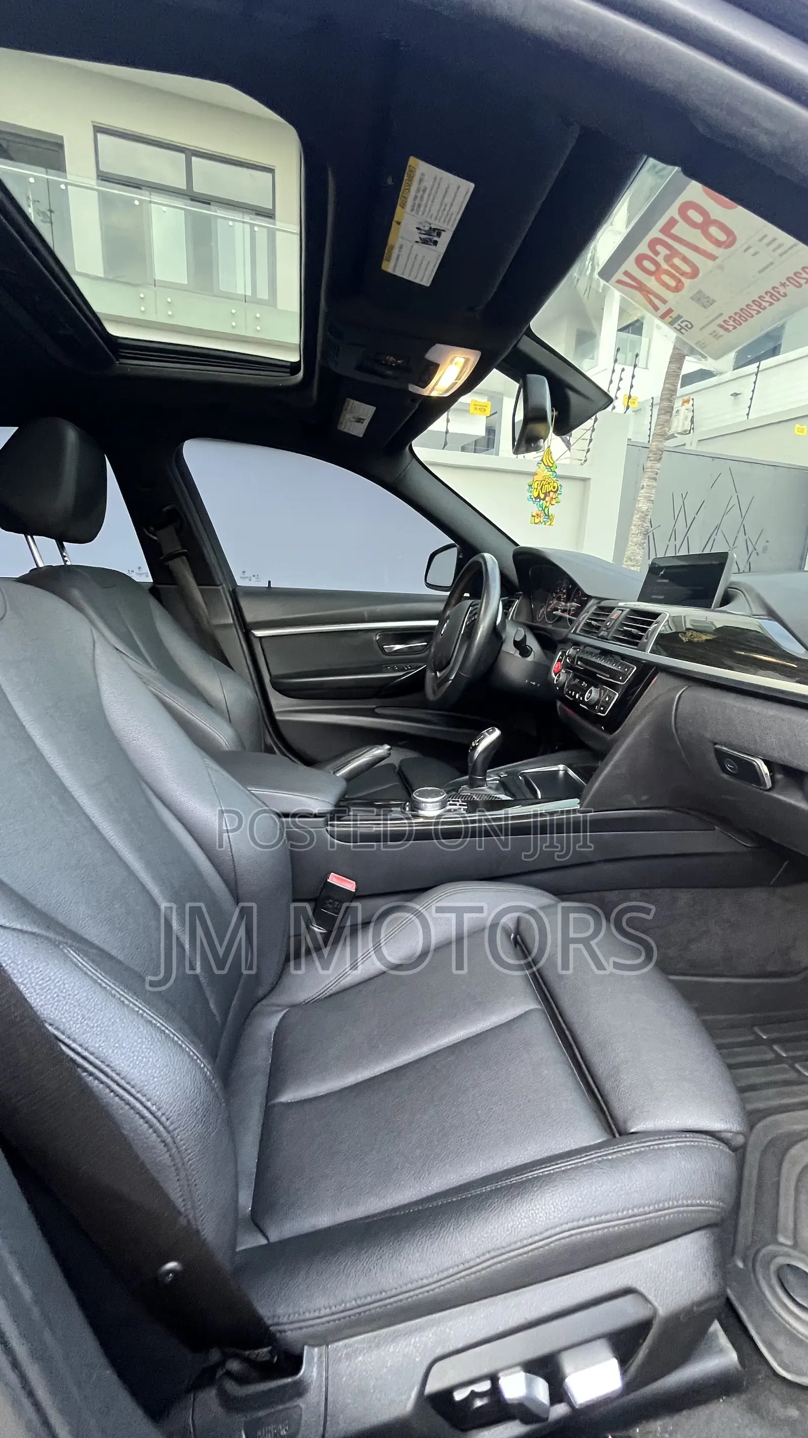 BMW 330i 2018 Black