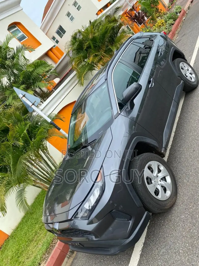 Toyota RAV4 2021 Green