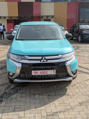 Mitsubishi Outlander 2.4 PHEV AWD 2016 Green