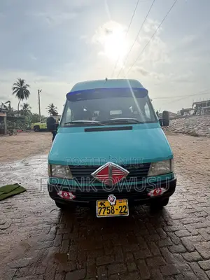 Mercedes-Benz Sprinter 1998 Green