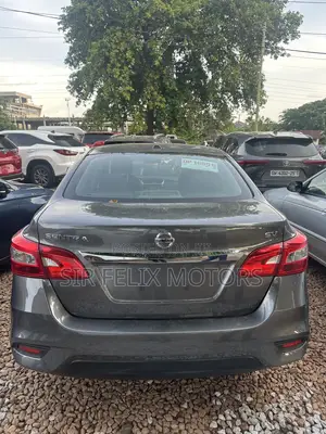 Nissan Sentra 2018 Gray