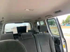 Toyota Voxy 2010 Silver