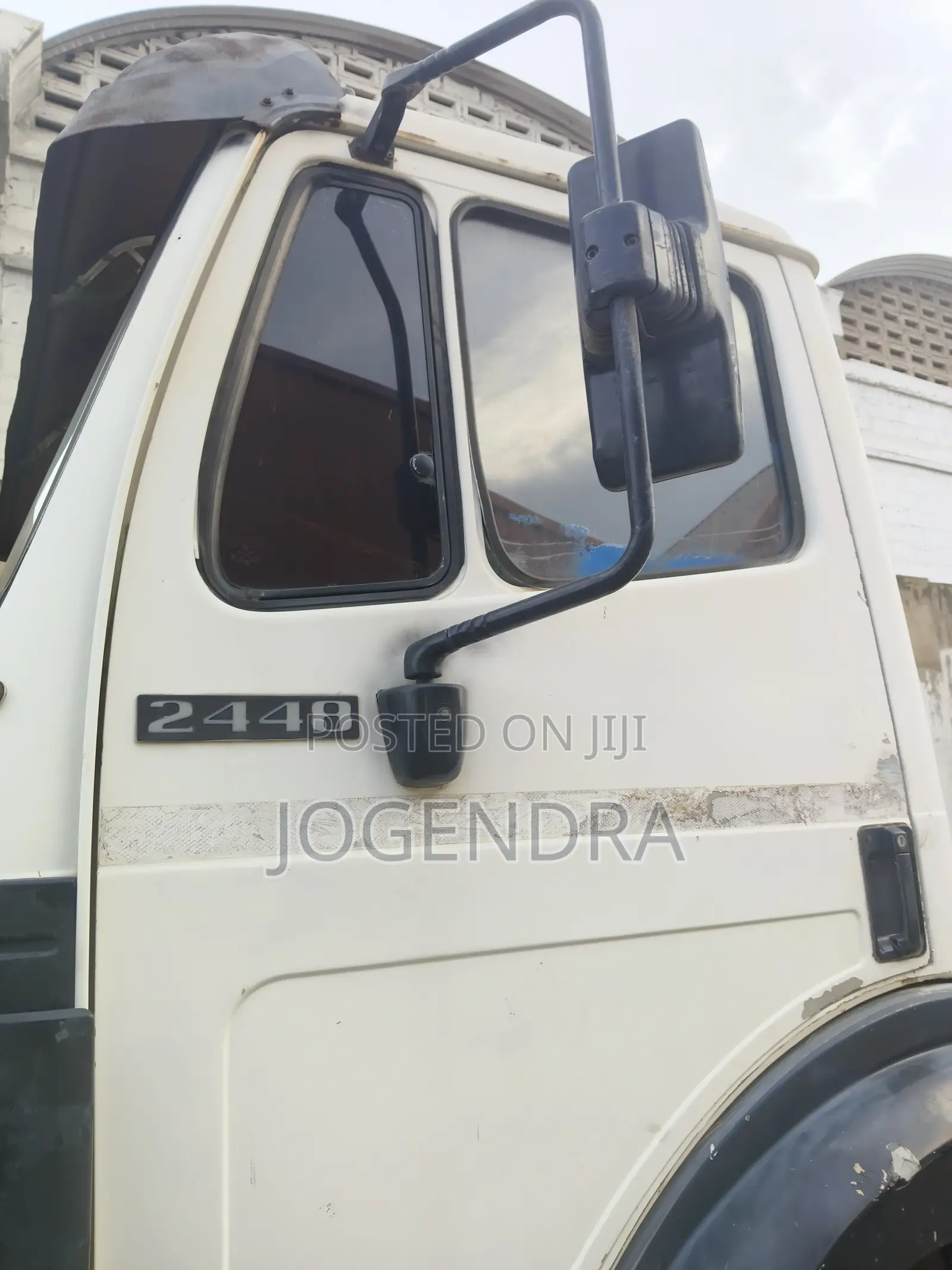 Commercial Truck Head