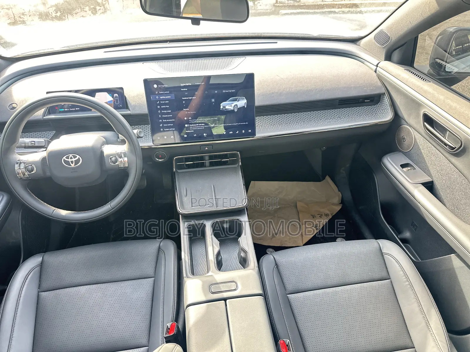 Toyota bZ4X Limited AWD 2025 White