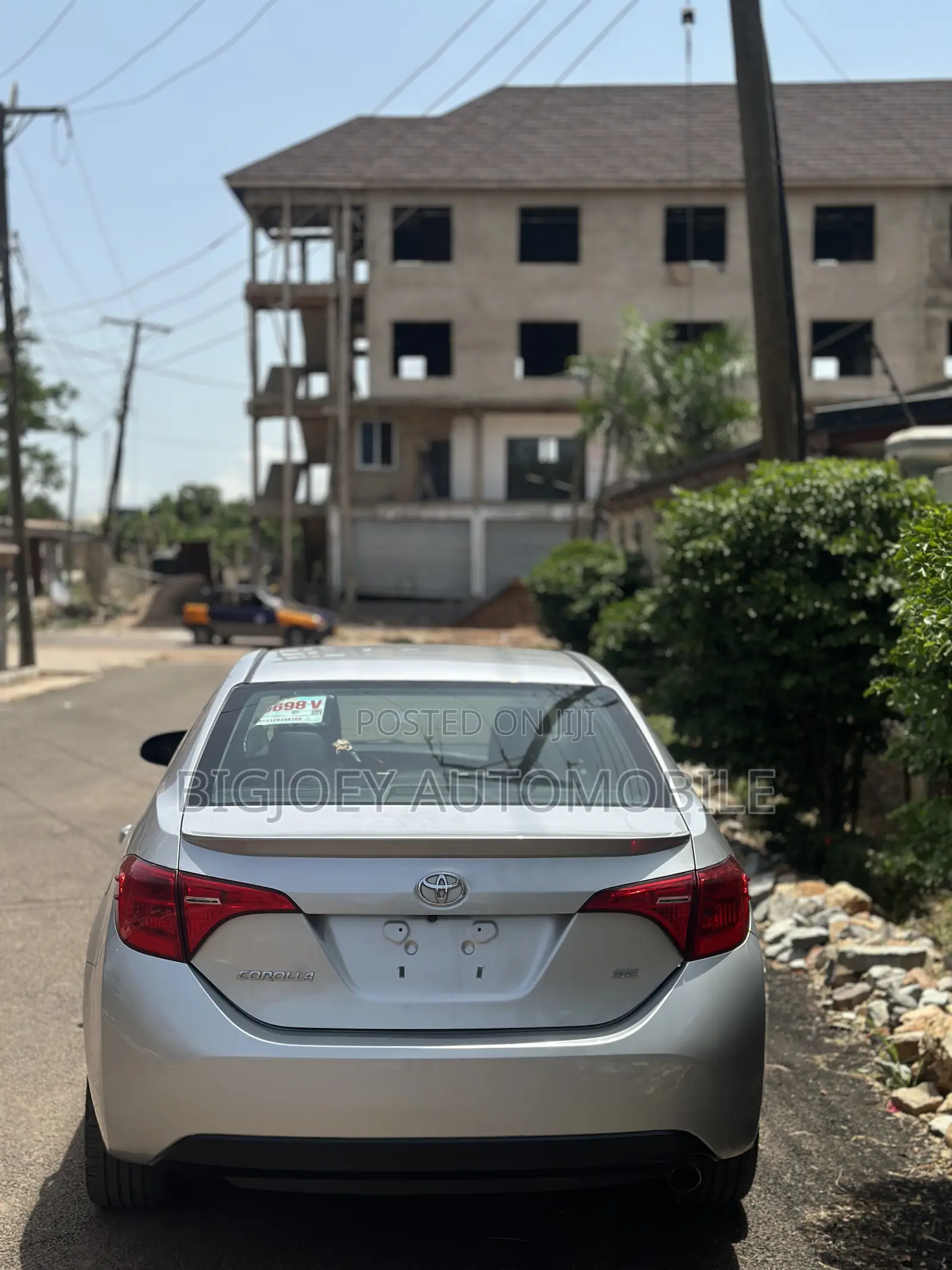 Toyota Corolla SE 4dr Sedan (1.8L 4cyl CVT) 2017 Silver