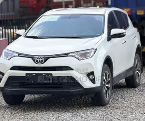 Toyota RAV4 2018 White