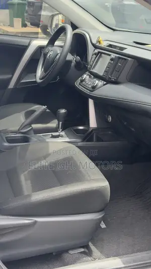 Toyota RAV4 2018 White