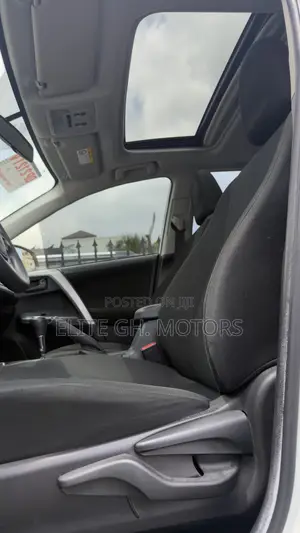 Toyota RAV4 2018 White