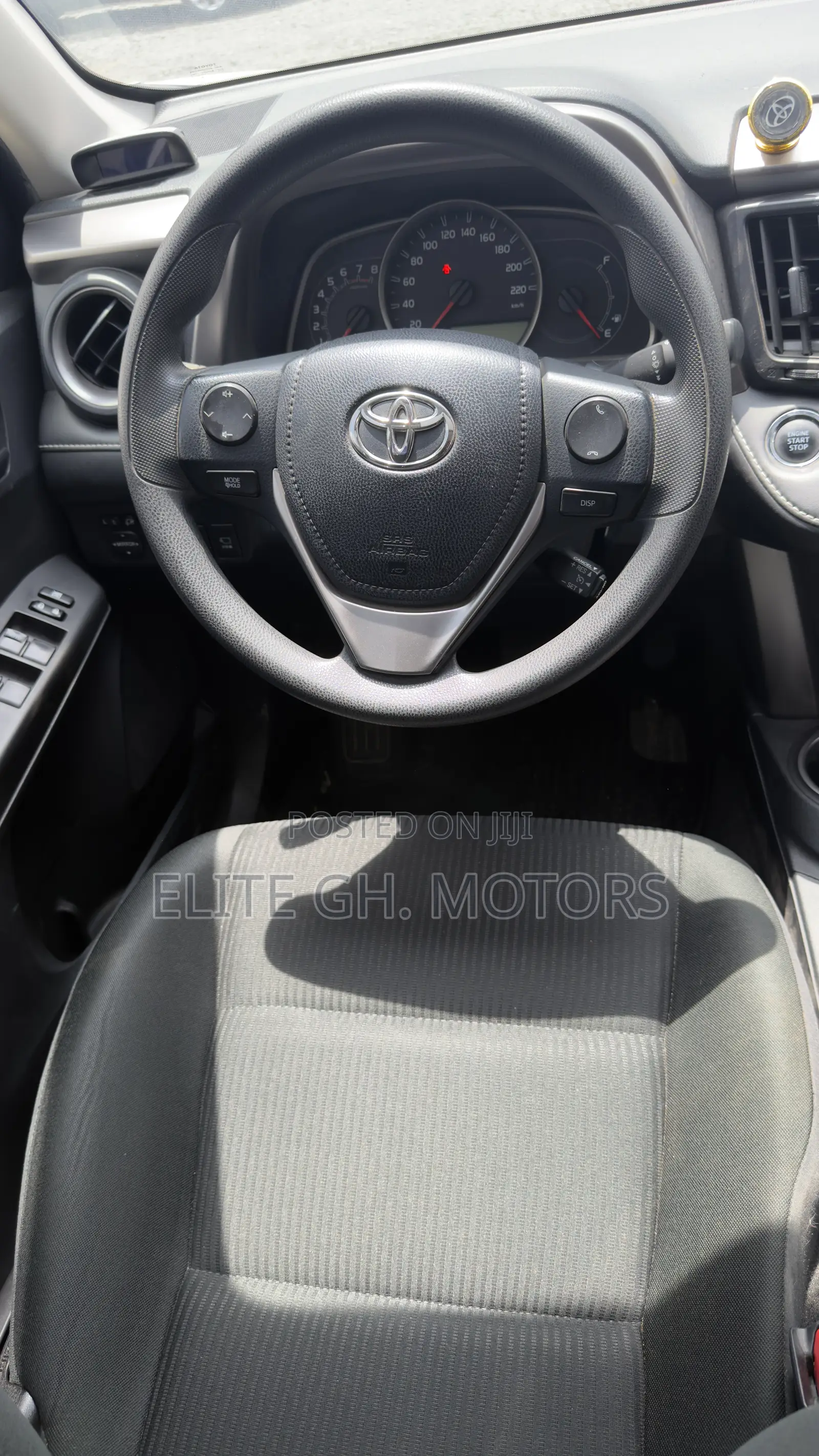 Toyota RAV4 2018 White