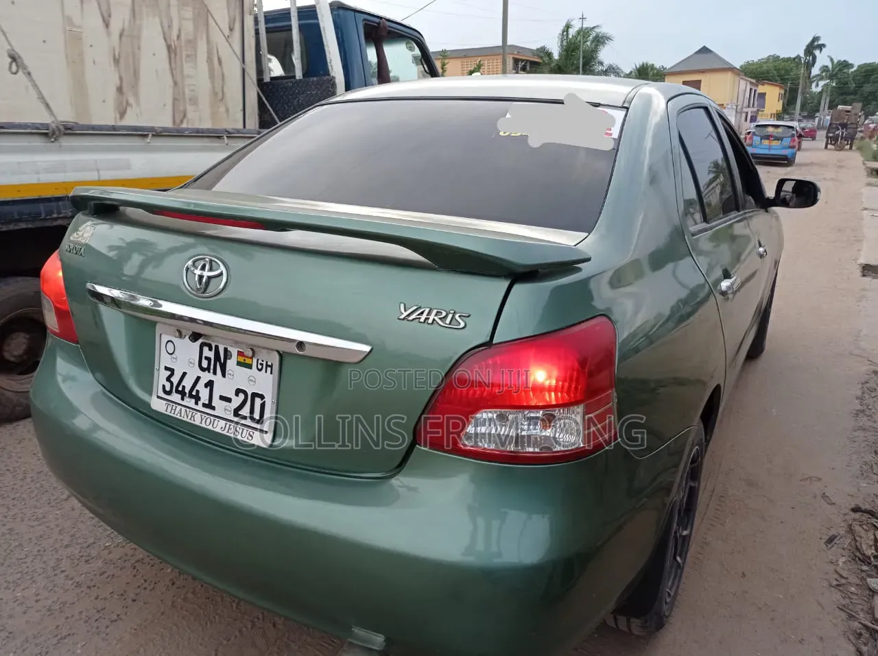 Toyota Yaris Base Sedan 4dr 2010 Green