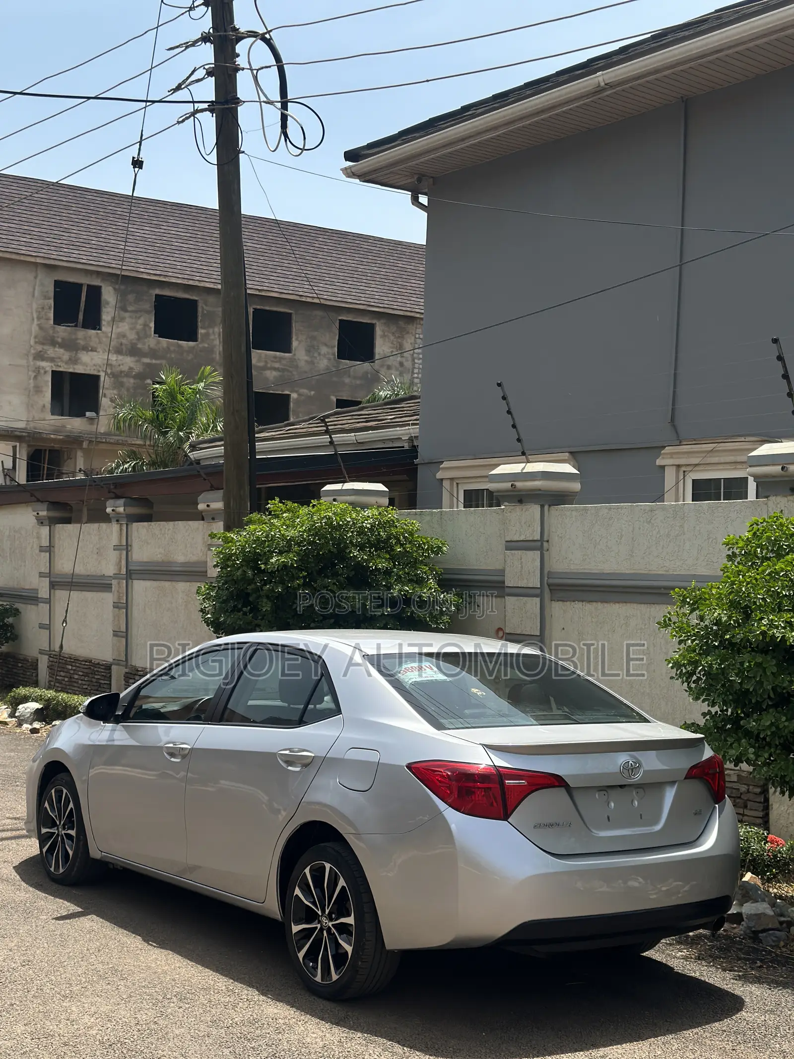 Toyota Corolla SE 4dr Sedan (1.8L 4cyl CVT) 2017 Silver