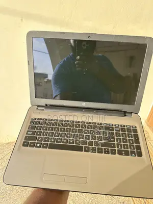 Laptop HP 15 8GB AMD Ryzen 5 HDD 500GB