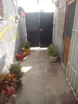 Nice Fully Furnished Studio Apartment With A.C and Wifi at Osu