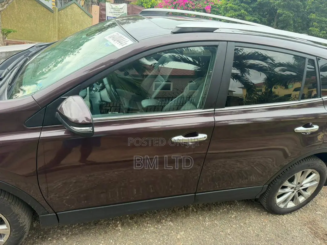 Toyota RAV4 2016 Maroon