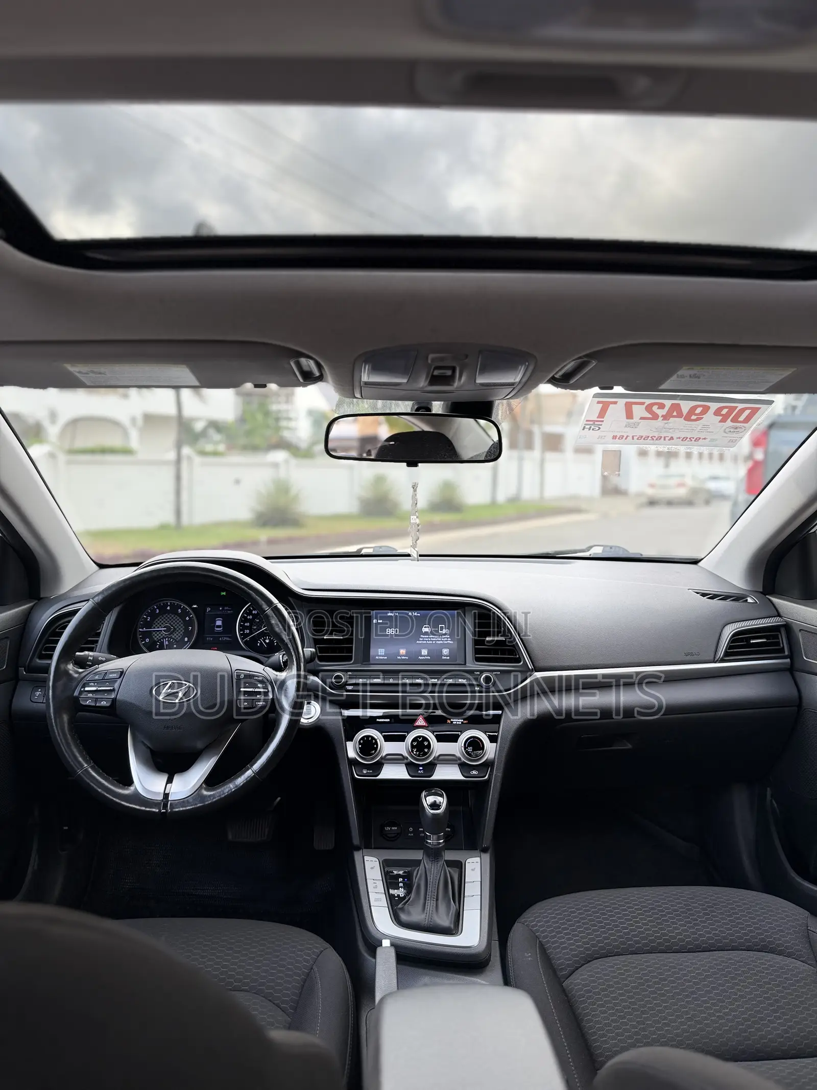 Hyundai Elantra SEL 2019 White