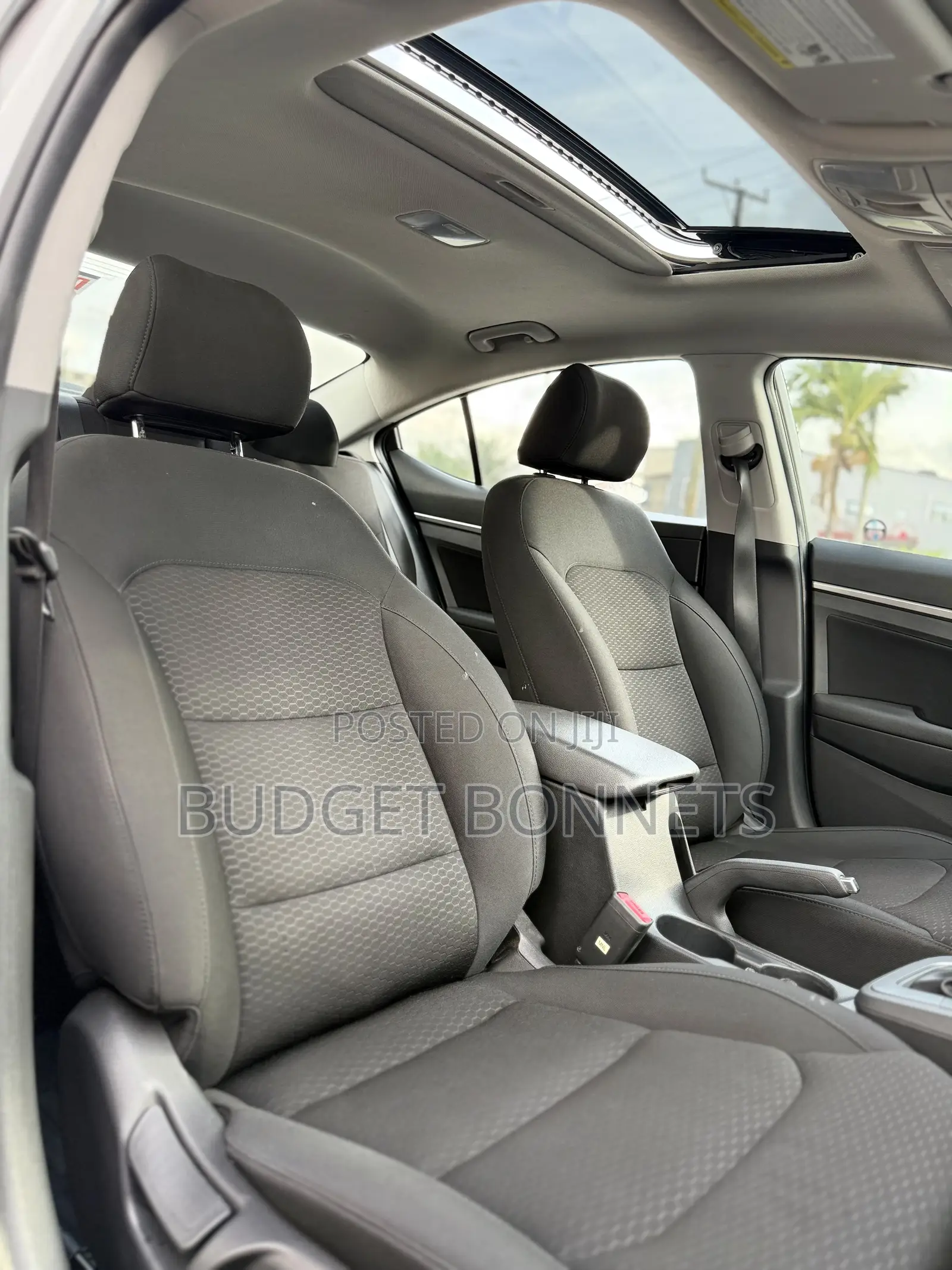Hyundai Elantra SEL 2019 White