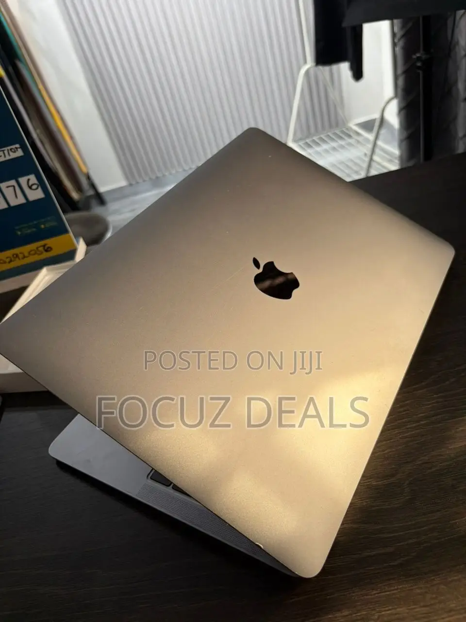 New Laptop Apple MacBook Air 8GB