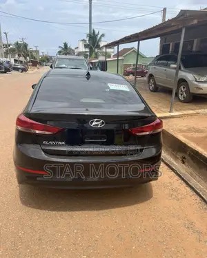 Hyundai Elantra 2018 Black