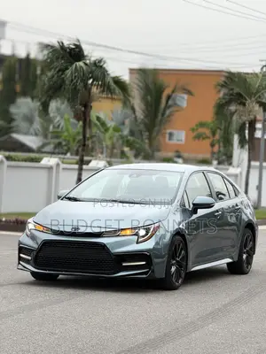 Toyota Corolla LE 2020 Green