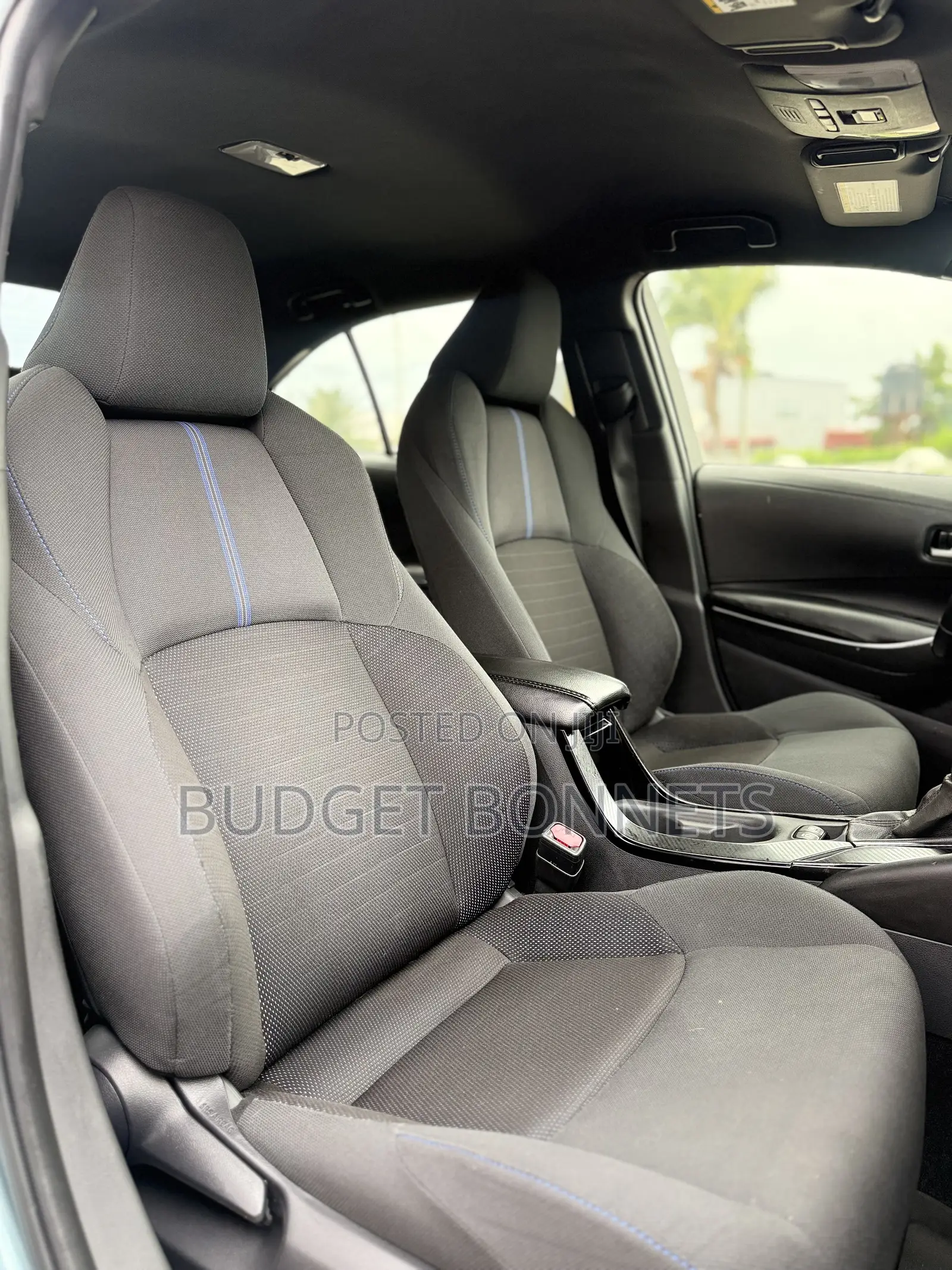 Toyota Corolla LE 2020 Green