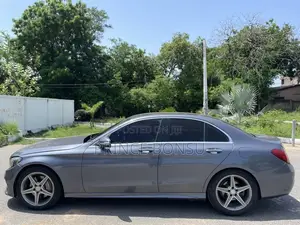 Mercedes-Benz C300 2017 Gray