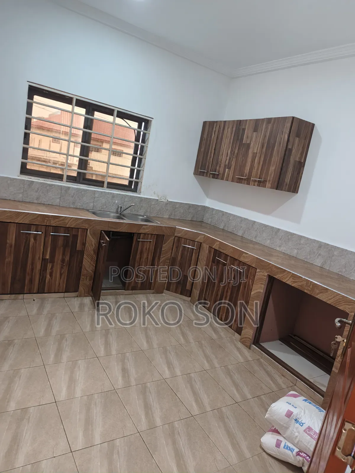 2bdrm Apartment in Dr Roko, Fan Milk for rent