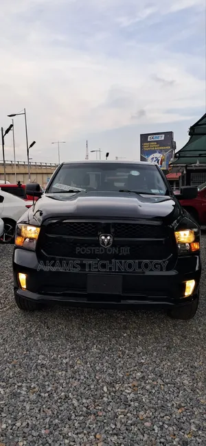 RAM 1500 2017 Black