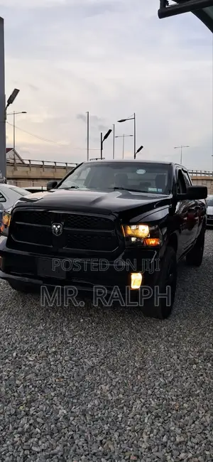 RAM 1500 2017 Black