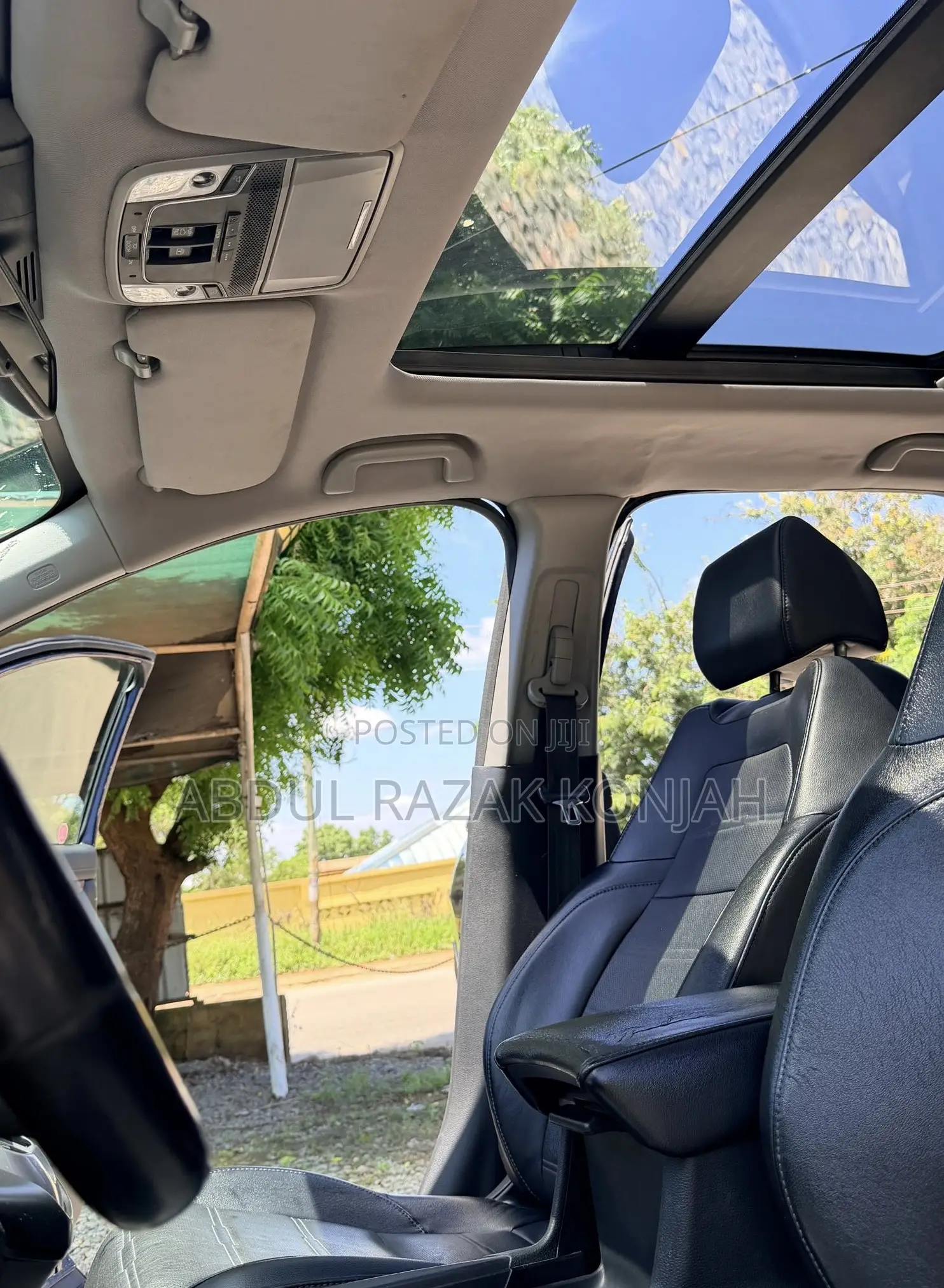 Honda CR-V Touring AWD 2018 Blue