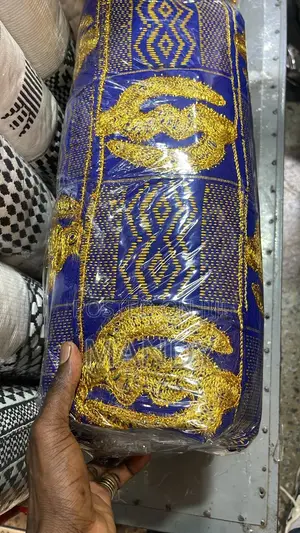 Male Bonwire Kente
