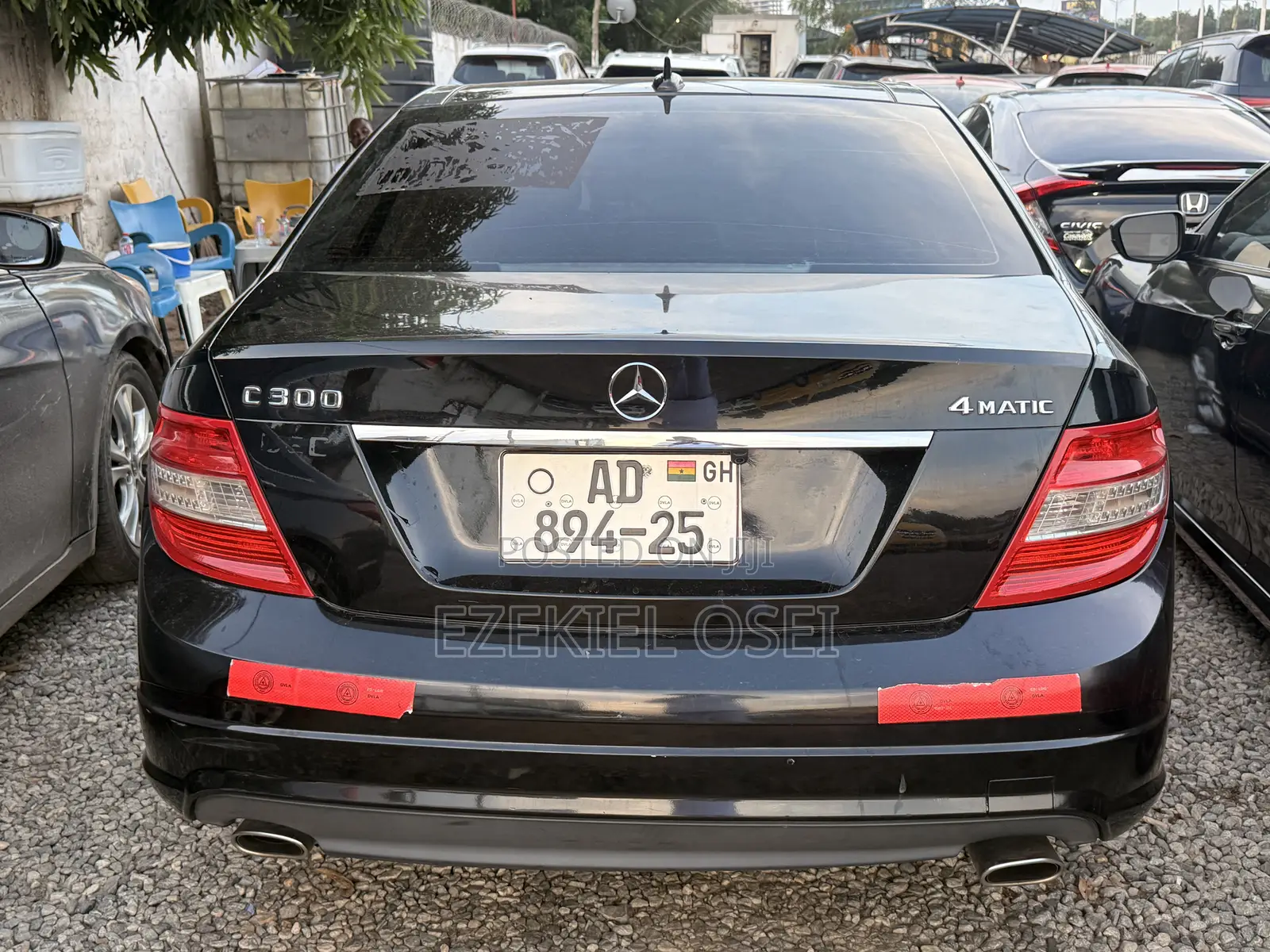 Mercedes-Benz C300 Luxury Sedan RWD (3.0L 6cyl 7A) 2011 Black