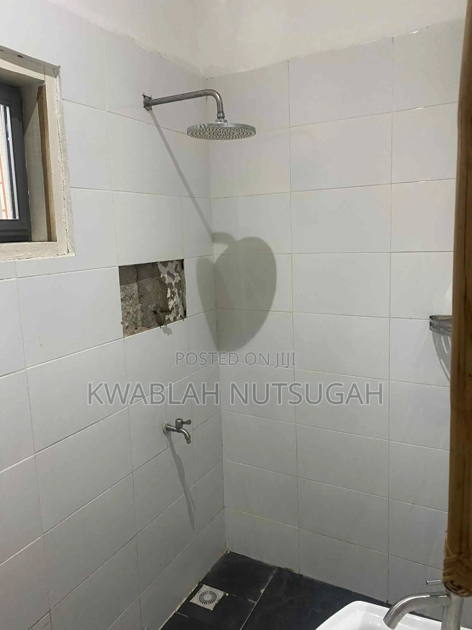 Nice Fully Furnished Studio Apartment With A.C and Wifi at Osu