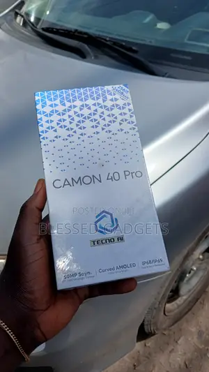 New Tecno Camon 40 Pro 5G 256 GB Gold