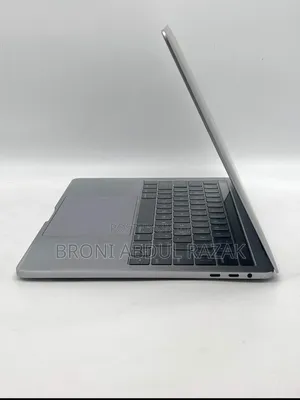 Laptop Apple MacBook Pro 2017 8GB Intel Core i5 SSD 256GB