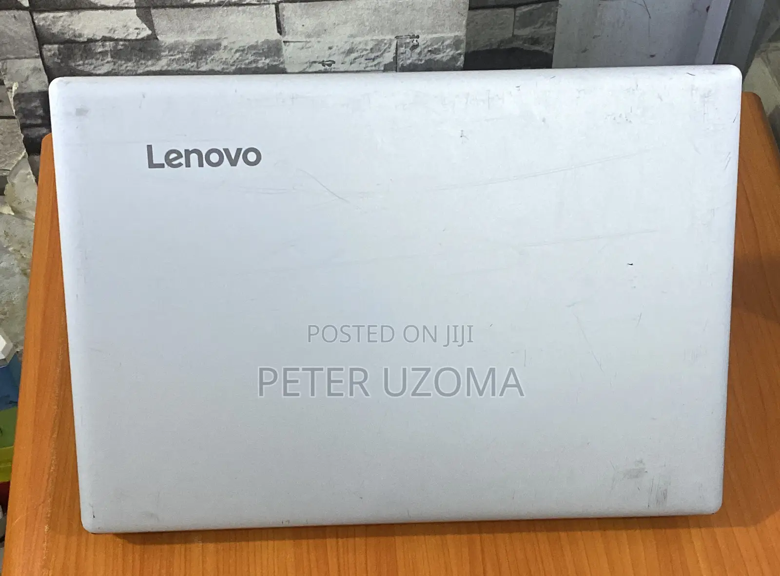 Laptop Lenovo IdeaPad 100 2GB Intel SSD 256GB
