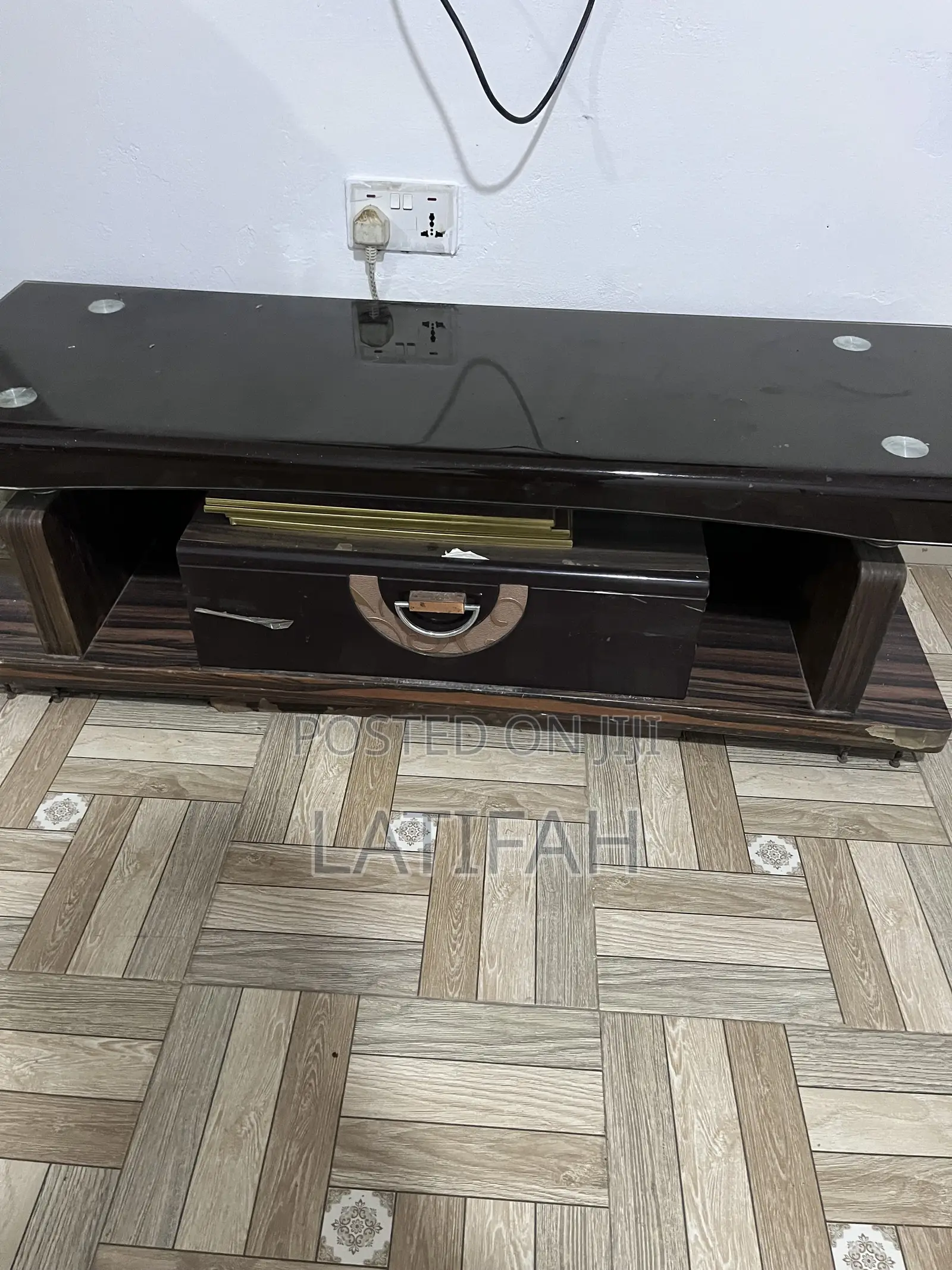 Tv Stand for Sale (Used)