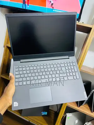 Laptop Lenovo V15 8GB Intel Core i5 SSD 256GB