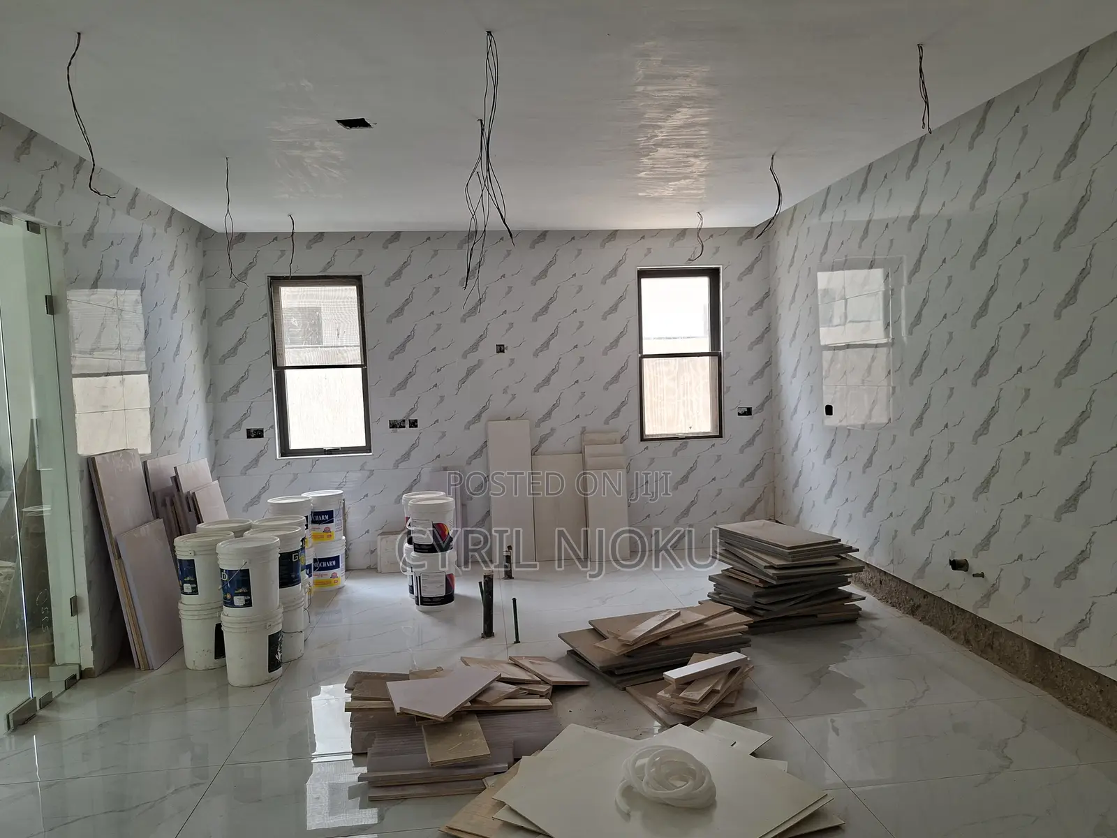 Furnished 5bdrm Duplex in Boundary Road Area for sale