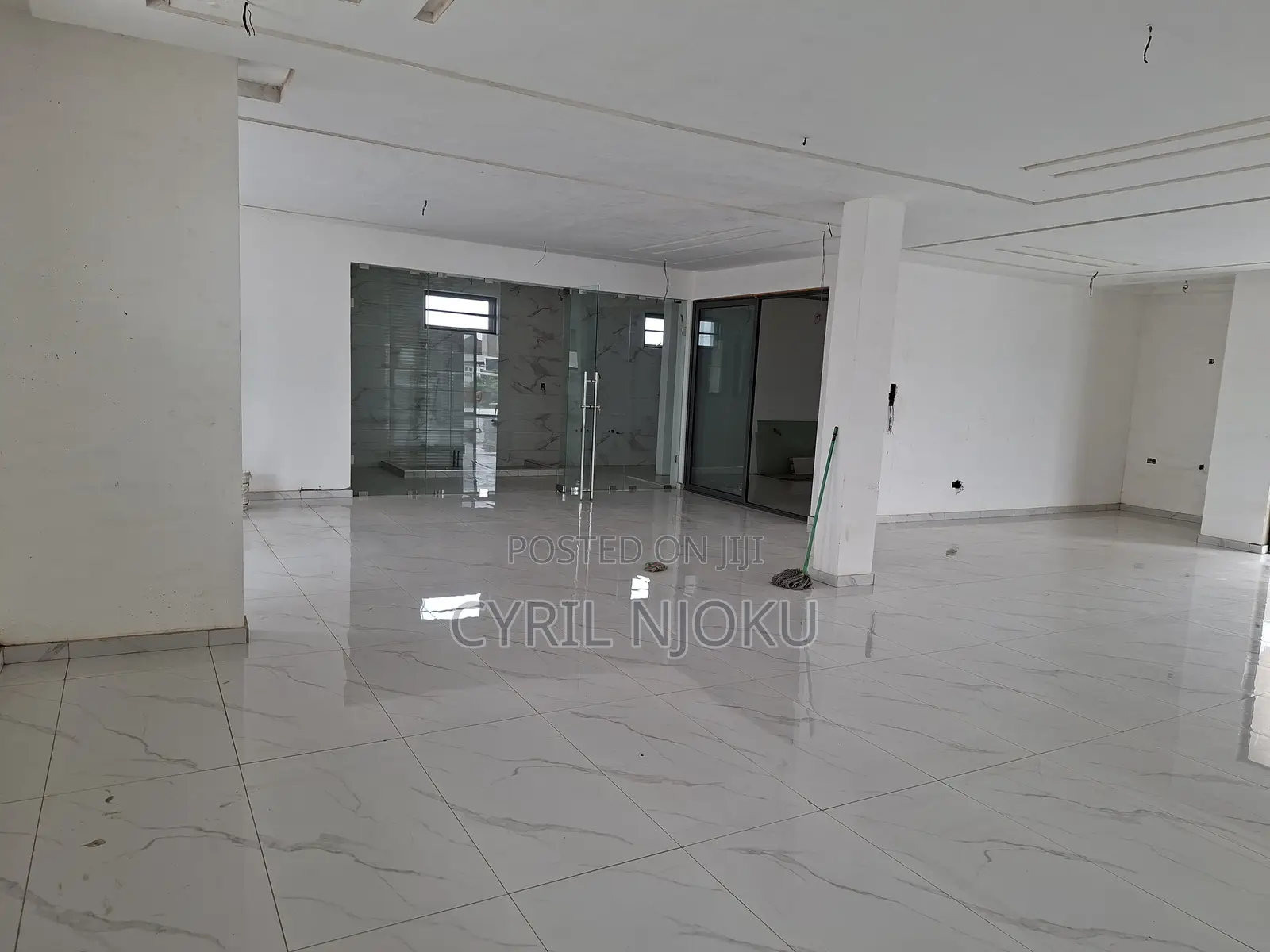 Furnished 5bdrm Duplex in Boundary Road Area for sale