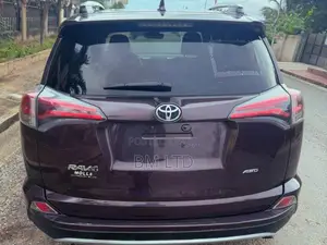 Toyota RAV4 2016 Maroon