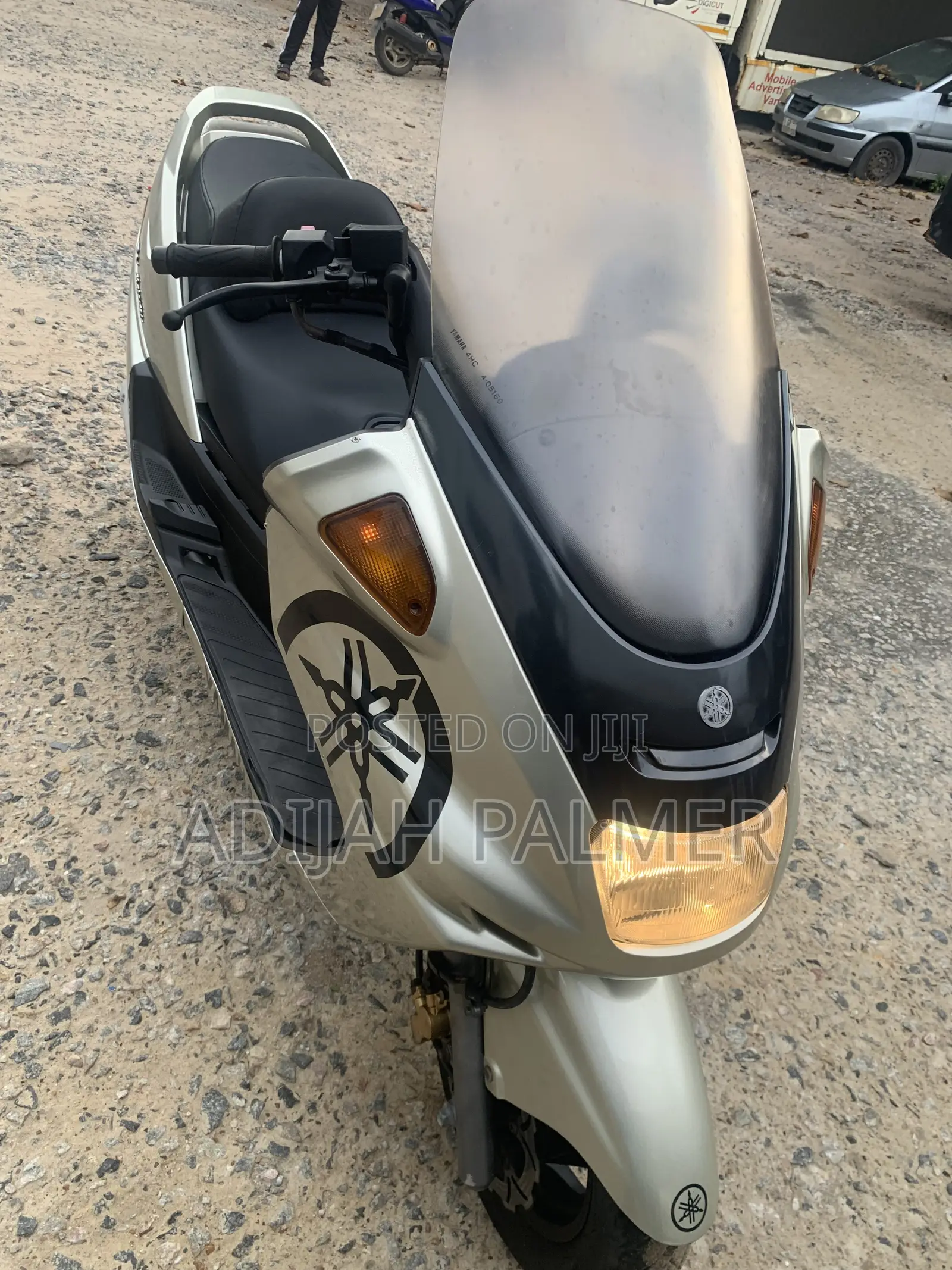 Yamaha Majesty 2024 Gold