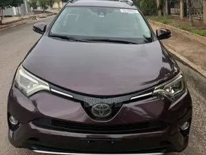 Toyota RAV4 2016 Maroon