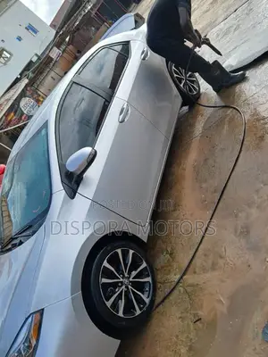 Toyota Corolla 2017 Gray