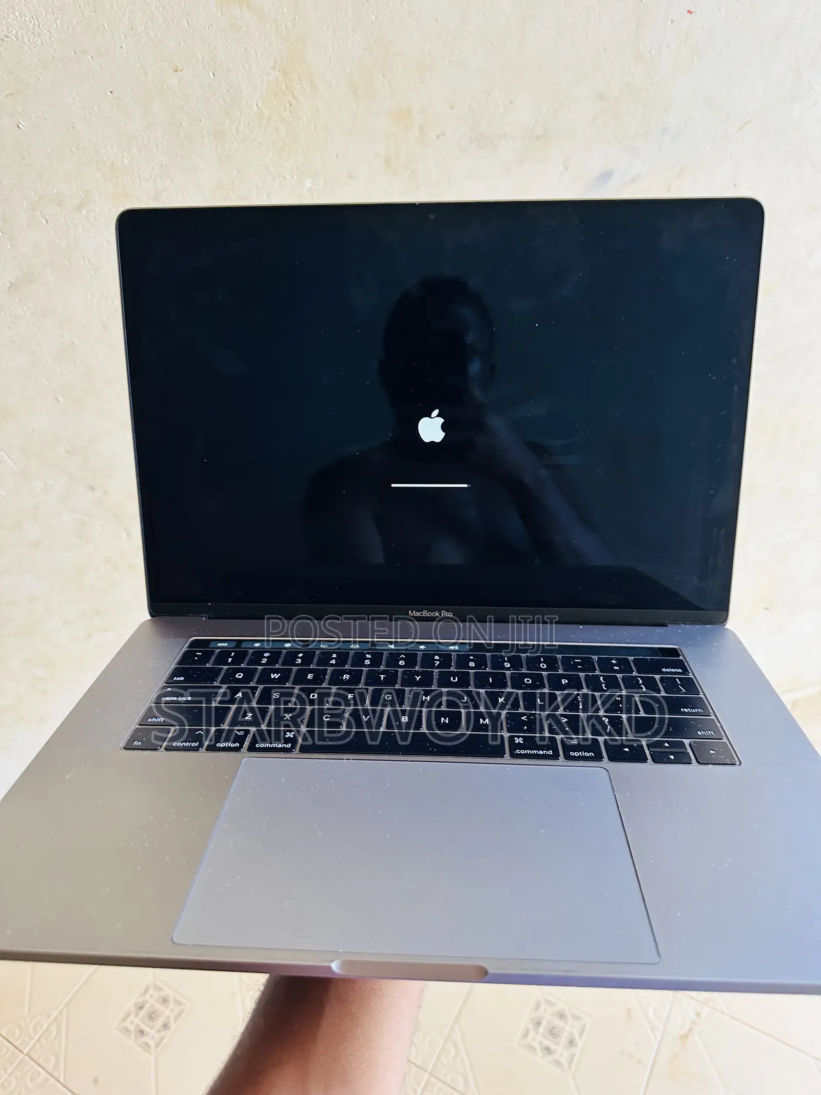 Laptop Apple MacBook Pro 2017 16GB Intel Core i7 SSD 256GB