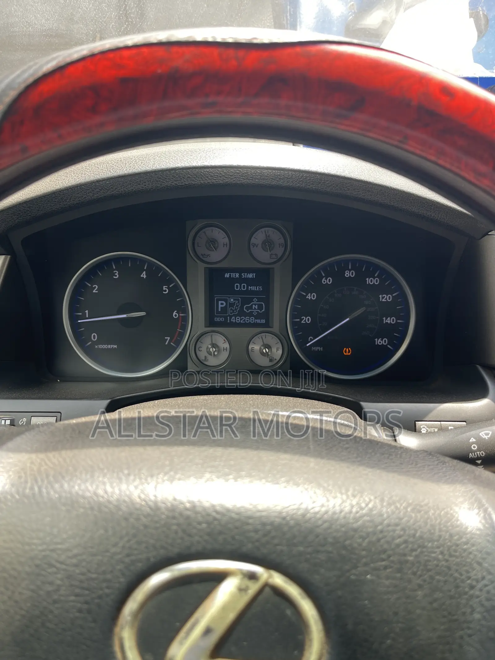 Lexus LX 570 2011 White