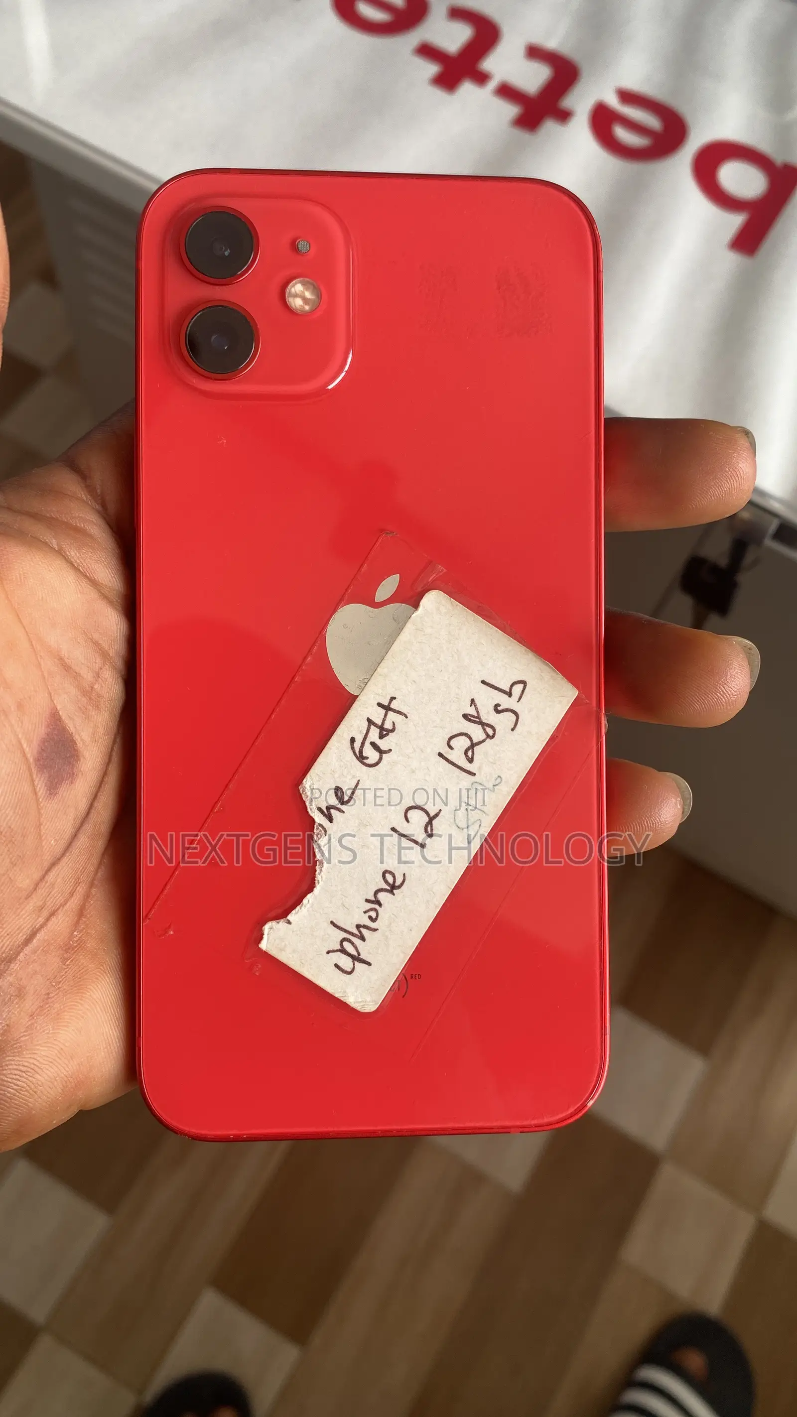 Apple iPhone 12 128 GB Red