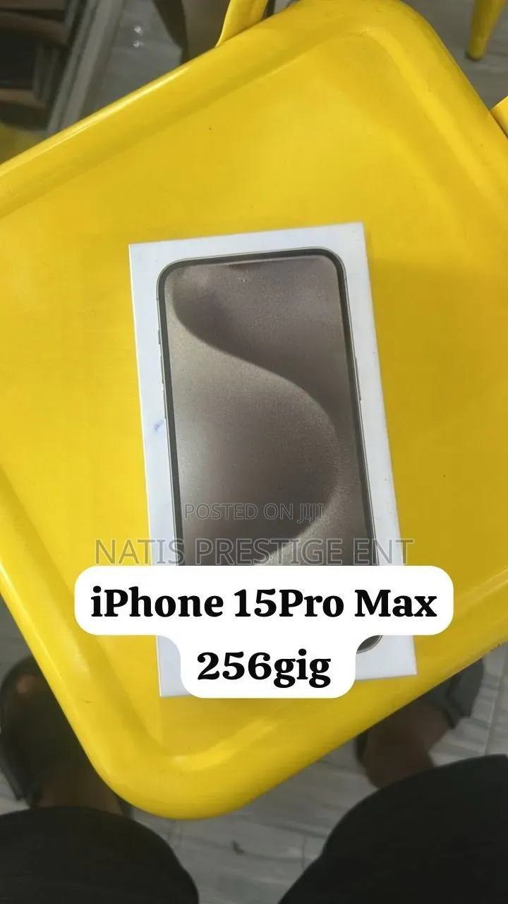 New Apple iPhone 15 Pro Max 256 GB Black