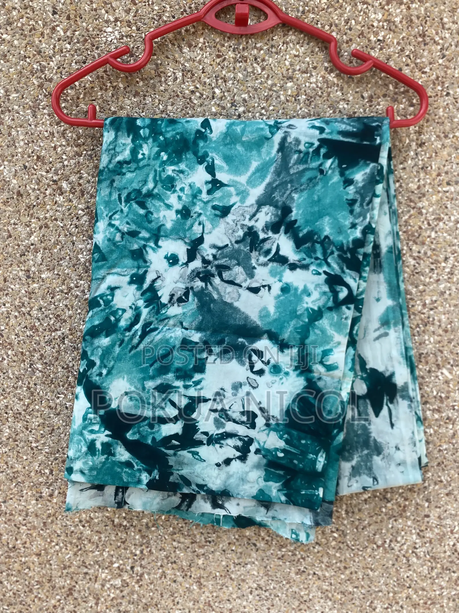 4 Yards of Tie-Dye Cloth | Unisex |